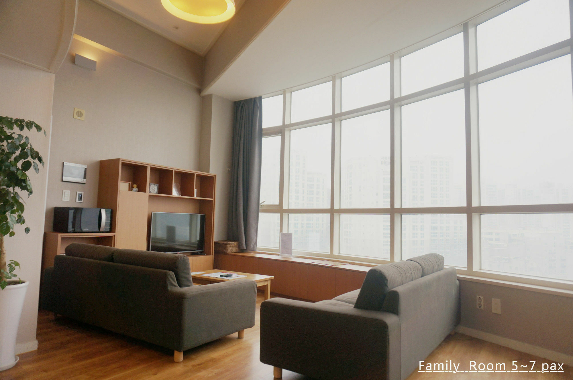 Serviced Station Apartment Seoul