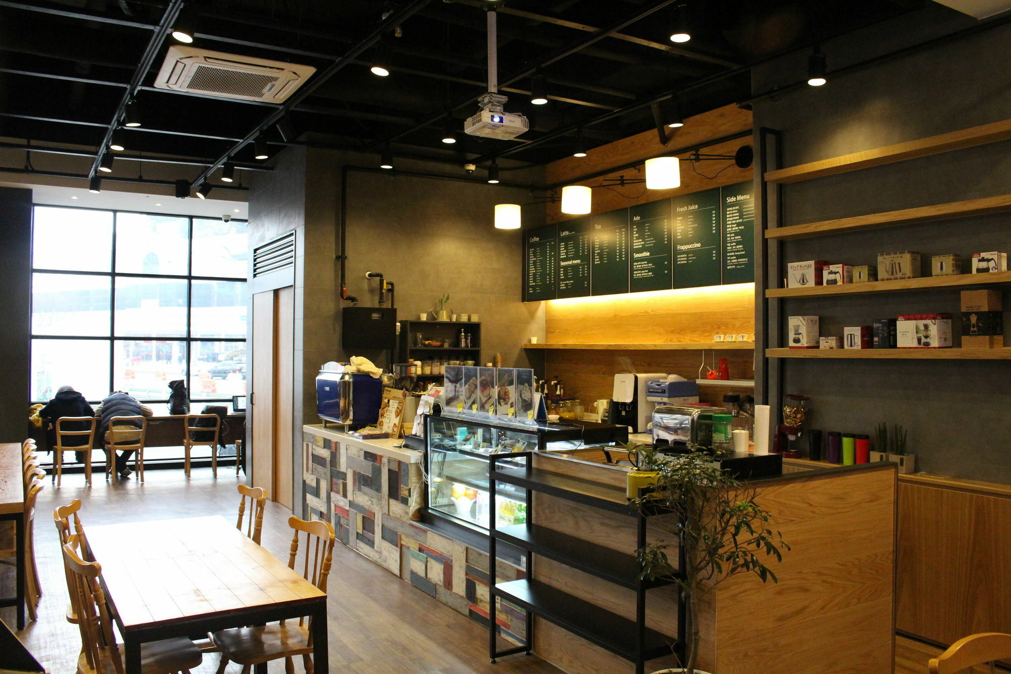 Apartment Serviced Station